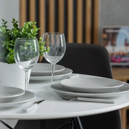 Apartament Bulwary Wislane Celna By Renters Appartamento Cracovia
